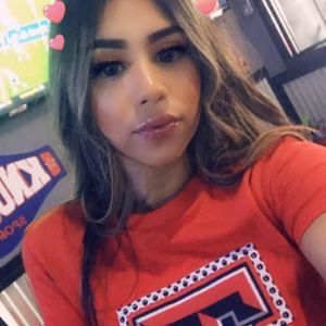 Meet your Posher, Dania